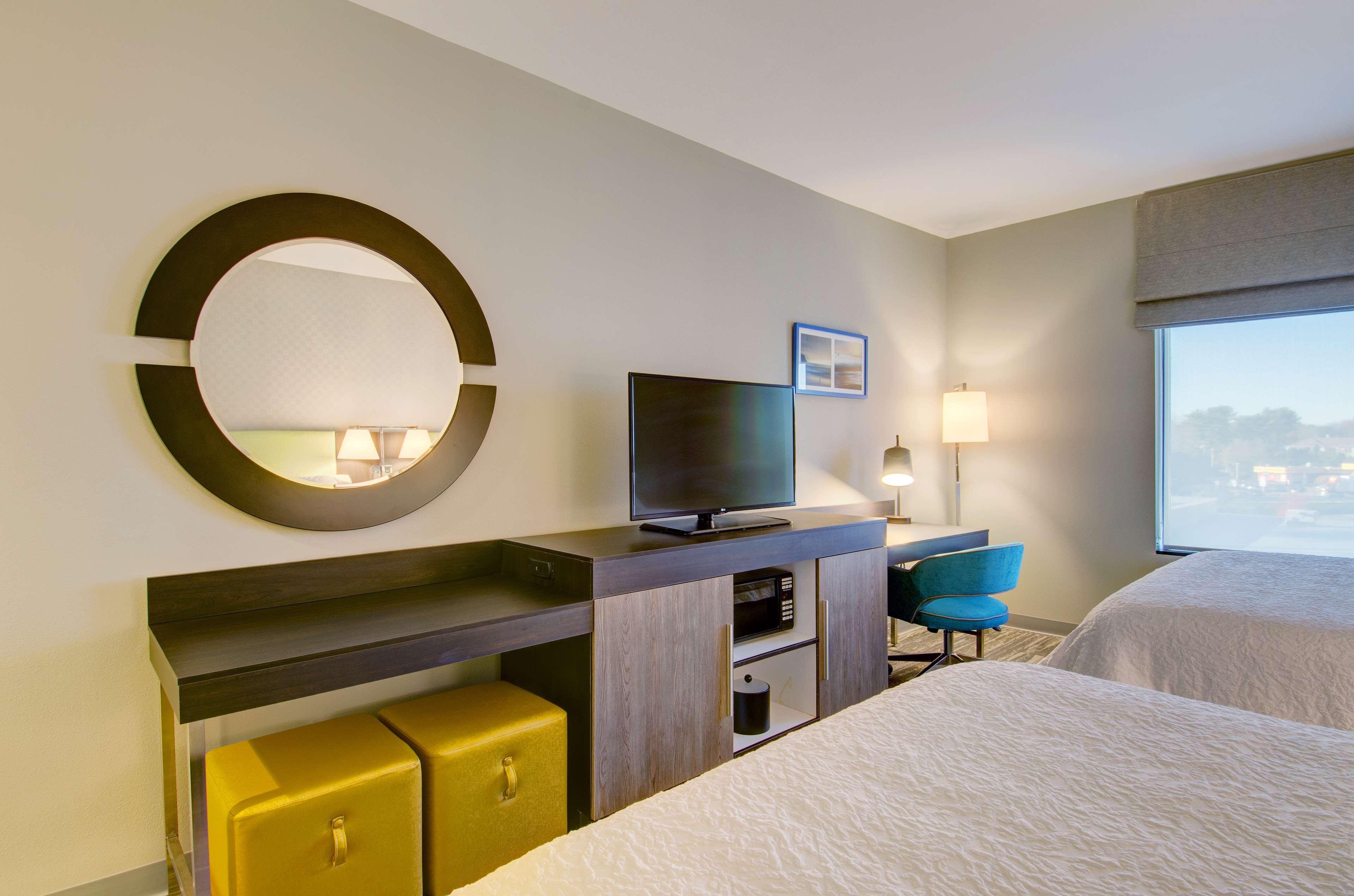 Hampton Inn & Suites Boston/סטאוטון מראה חיצוני תמונה