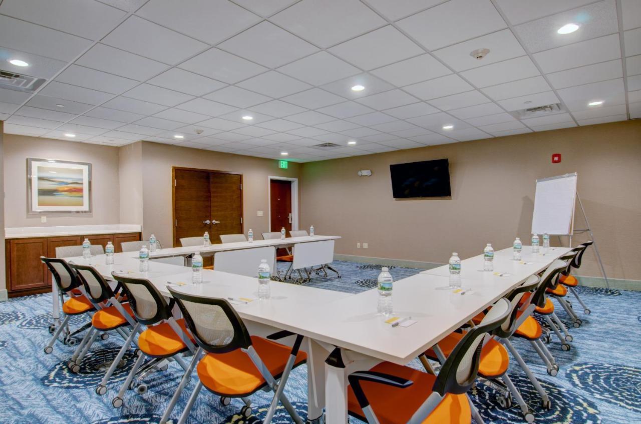 Hampton Inn & Suites Boston/סטאוטון מראה חיצוני תמונה